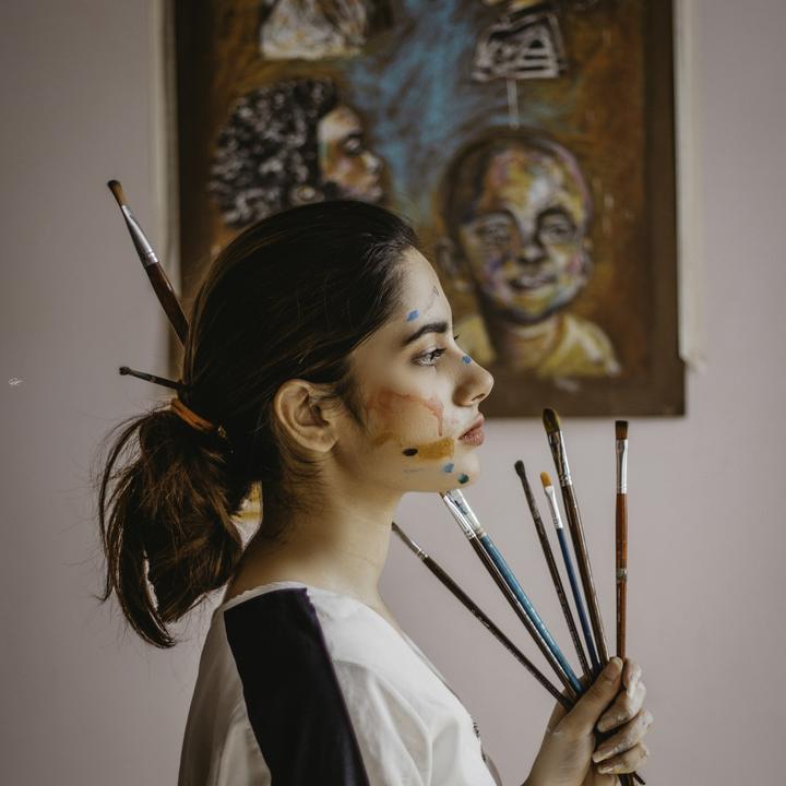 Studio Canvas & Co.